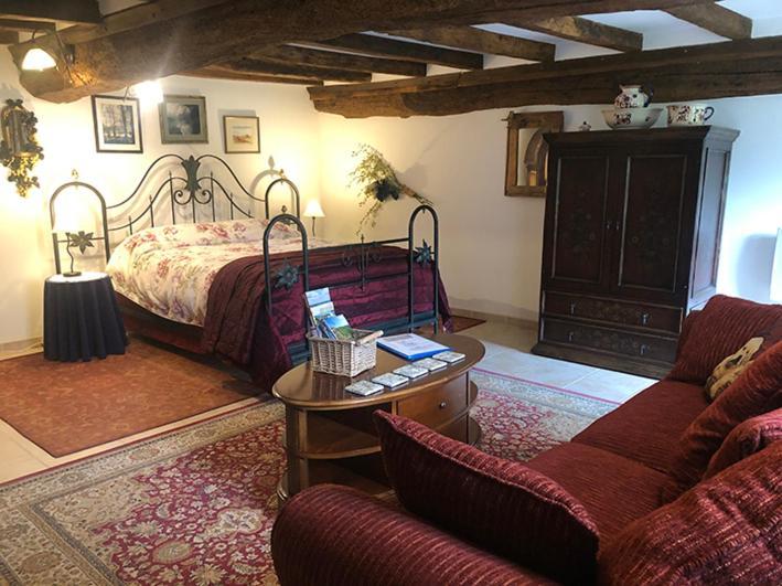 La Ferme Studio Apartments Condé-sur-Noireau Εξωτερικό φωτογραφία